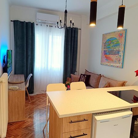 Golden Apartment In Victoria Athènes Extérieur photo
